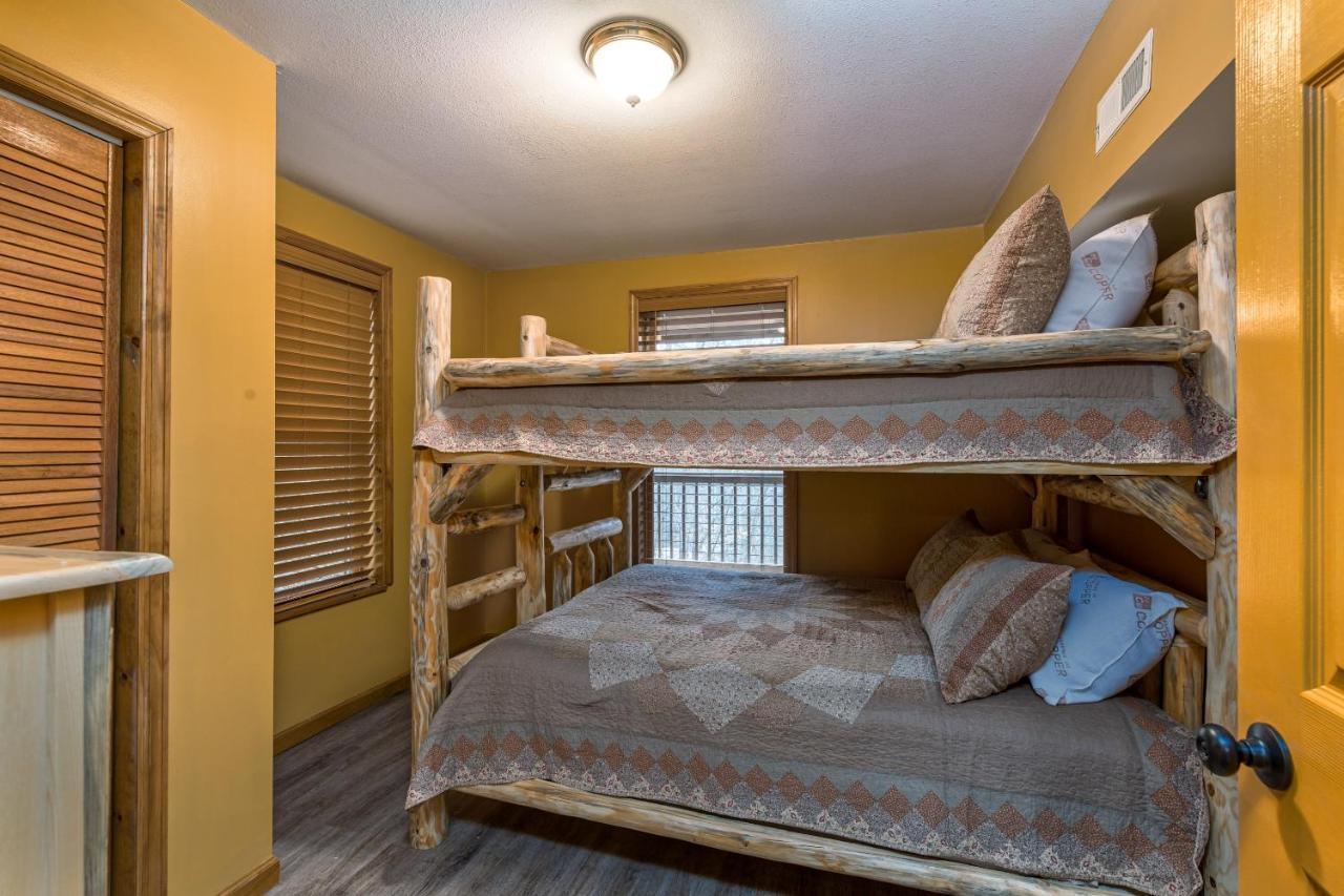 North Ridge Place Brand New Log Cabin With Hot Tub Great Location Sevierville Exterior photo
